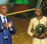 Ballon d'or : Asisat Oshoala remporte son 5ème trophée 